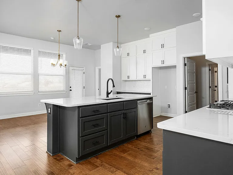 800 Firefork Ave — Photo 11