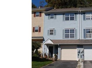 5067 E Woodmill Dr, Wilmington, DE
