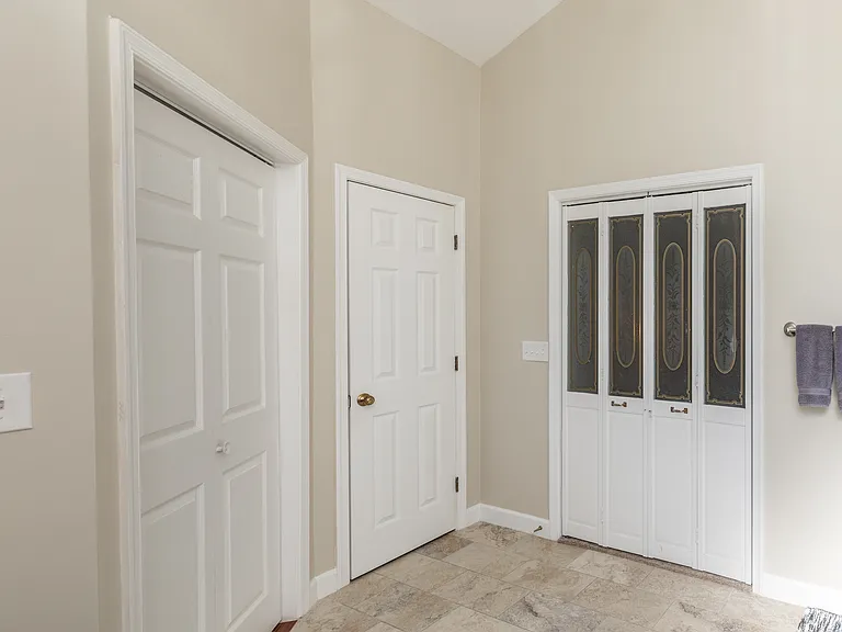 2004 Kildare Woods Dr — Photo 29