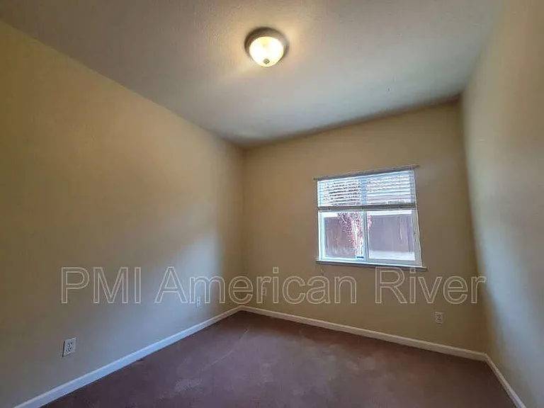 10920 Bellone Way — Photo 10
