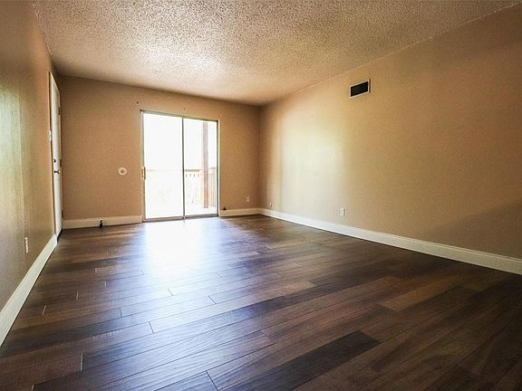 4th image of 2789 Blackforest Dr APT B