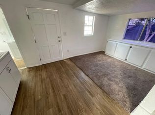 931 Texas St #B, Bakersfield, CA 93307