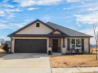 7420 Chaco St SE, Owens X Rds, AL 35763