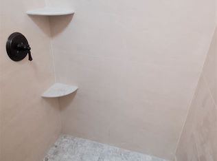 8111 17th Ave, Brooklyn, NY 11214