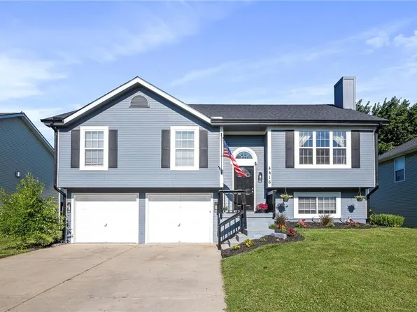 4416 Broadway Ter, Leavenworth, KS 66048