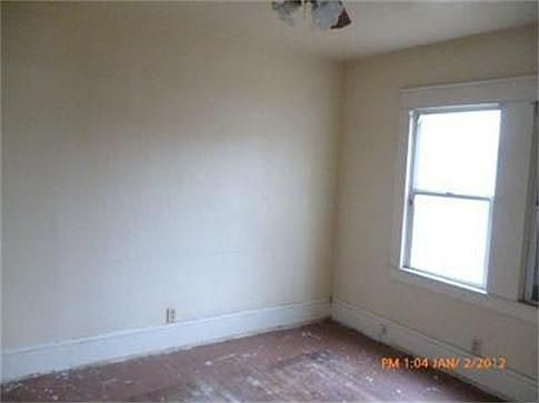 5th image of 1727 N West Ln