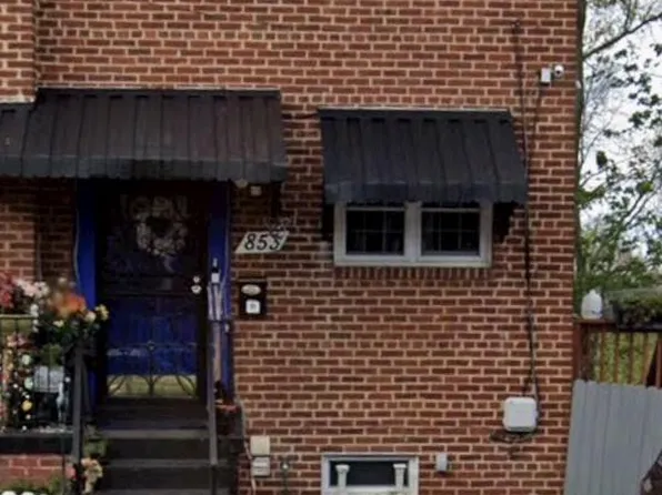 853 Neptune Ave, Oxon Hill, MD 20745