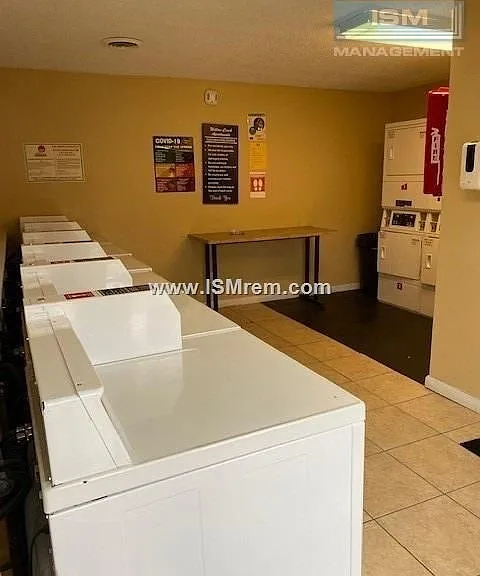 2300 Merchants Dr — Photo 2