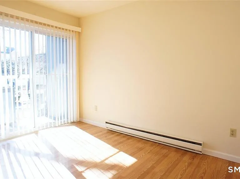 37 Ferris Ave #4 — Photo 9