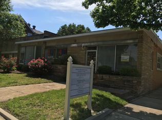 6974 Chippewa St, Saint Louis, MO 63109
