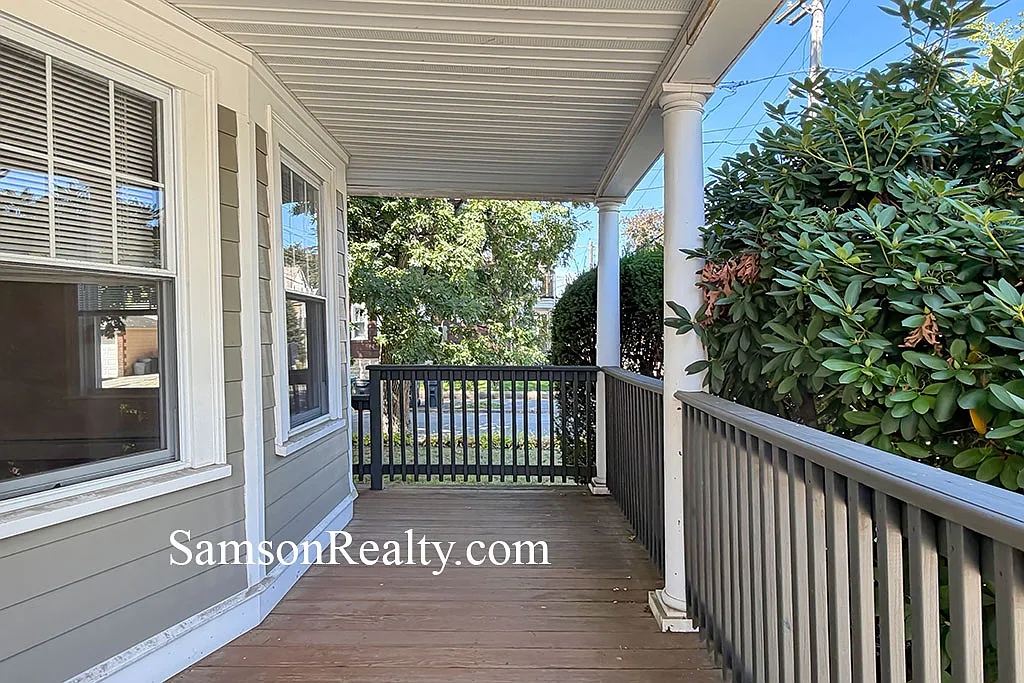 3 bed, 1362 sqft, $2,275 — Photo 4
