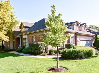 13 Shadow Creek Cir #13, Palos Heights, IL 60463