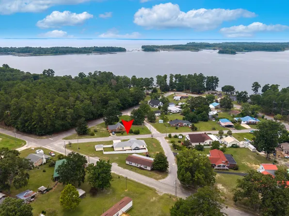 1026 Radius St, Manning, SC 29102