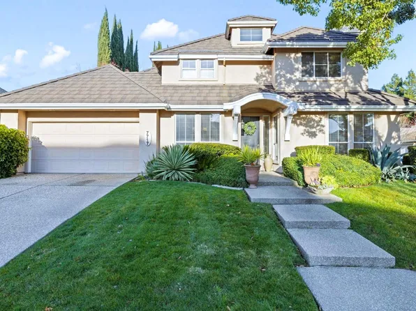7717 E Port Dr, Sacramento, CA 95831
