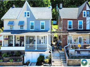 429 W South St, Slatington, PA 18080