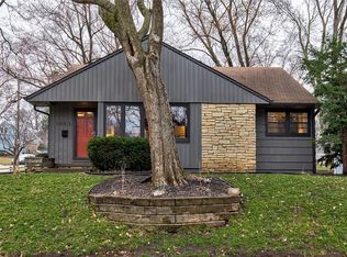 1053 Cummins Pkwy, Des Moines, IA 50311