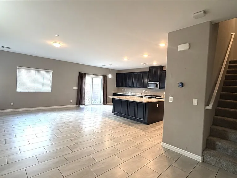 6943 Denio Island St — Photo 5