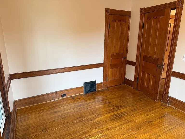 168 Cottage St #1 — Photo 9