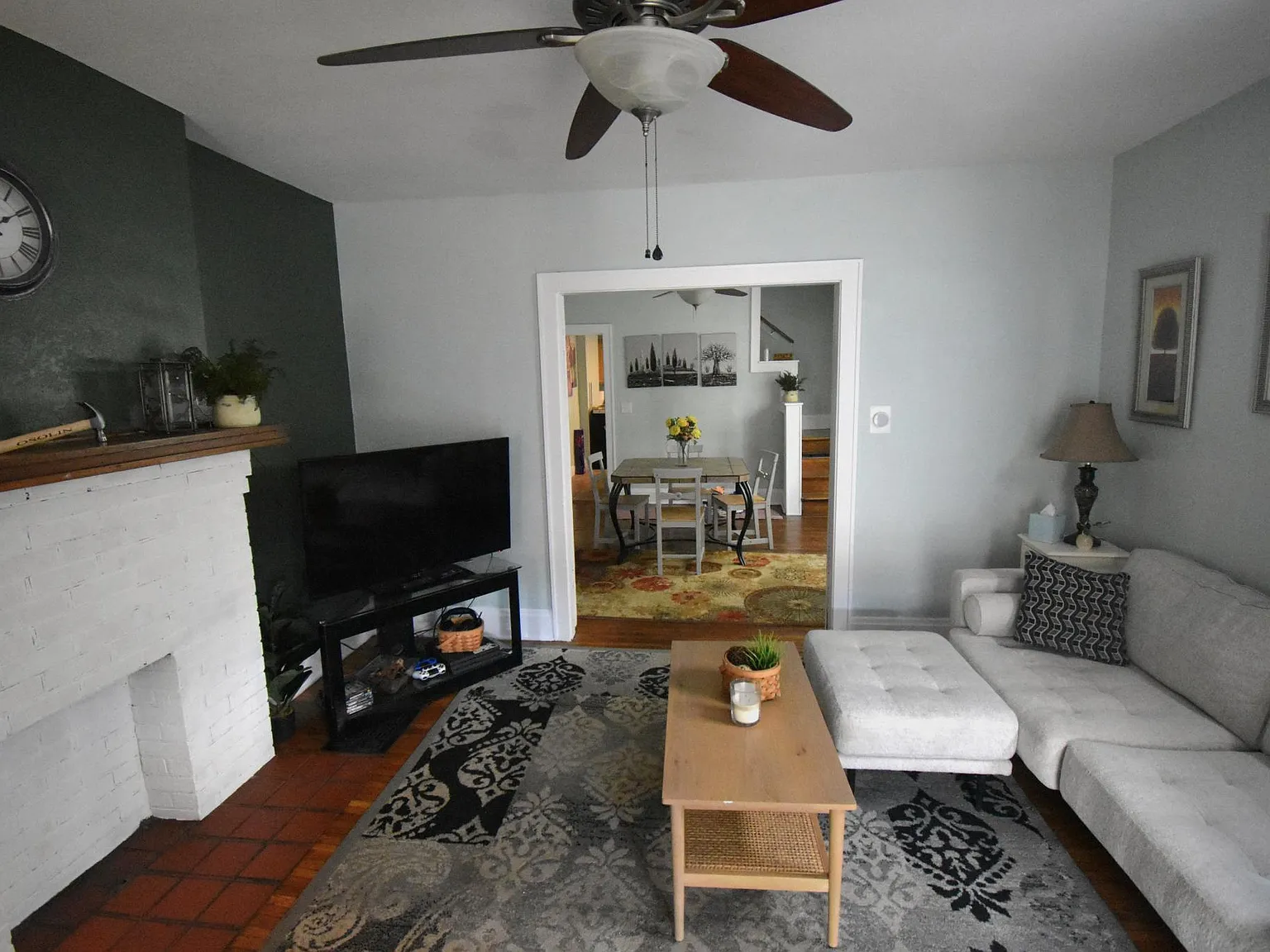 4 bed, 1400 sqft, $2,200 — Photo 3
