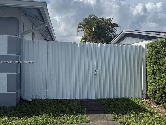 3rd image of 13410 SW 81st St #2
