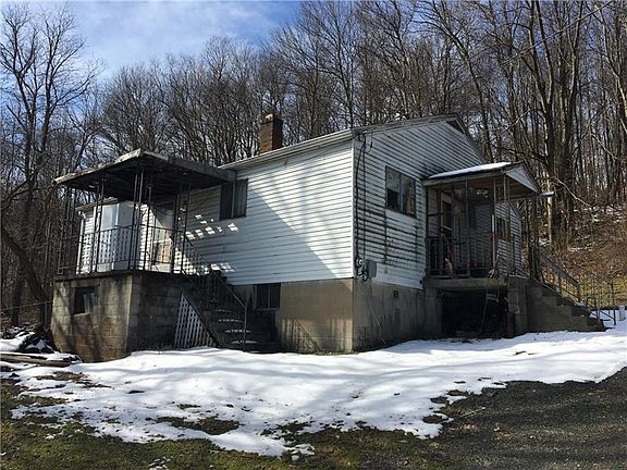 2nd image of 261 Jones Mills Stahlstown Rd