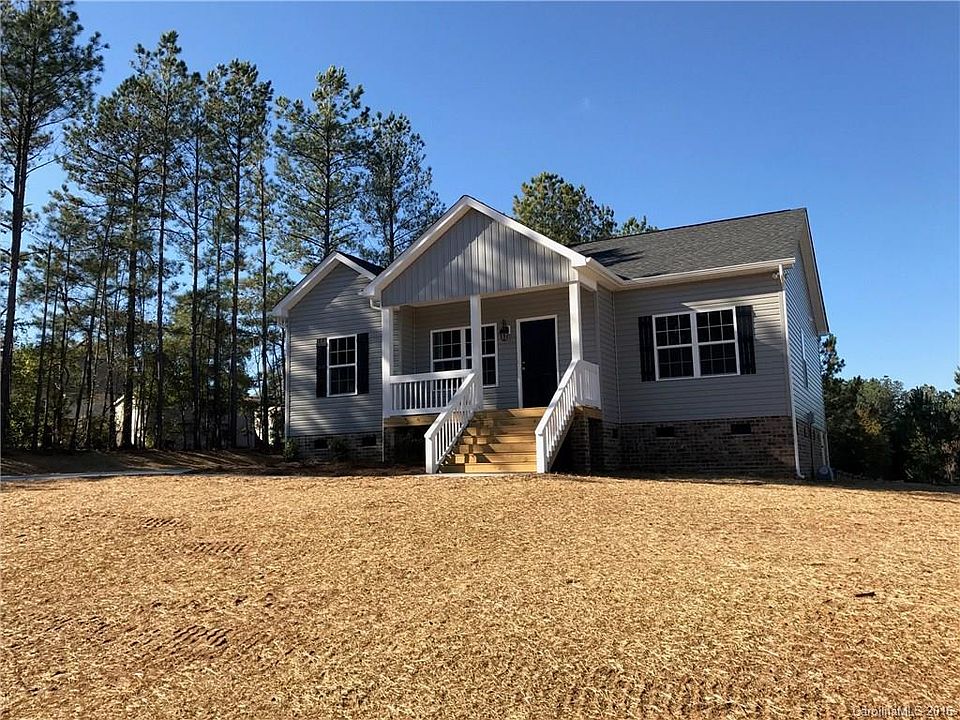 1st image of 905 Blackstone Dr