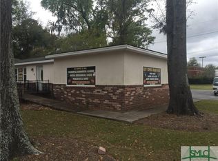 1 Tibet Ave, Savannah, GA 31406