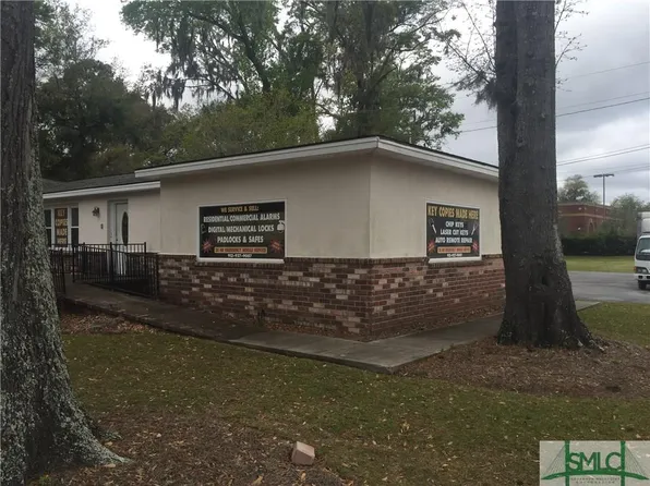 1 Tibet Ave, Savannah, GA 31406