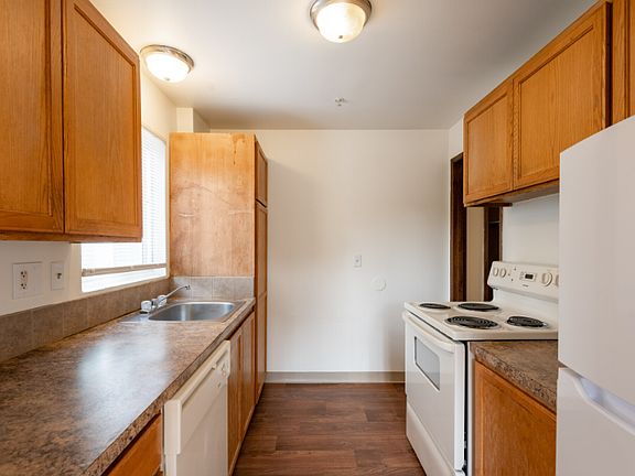 4th image of 12511 69th Ave S #5c4e84cd3