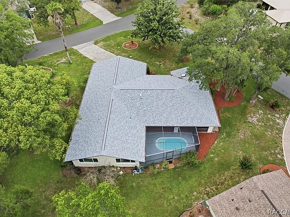 5th image of 7 Sycamore Cir