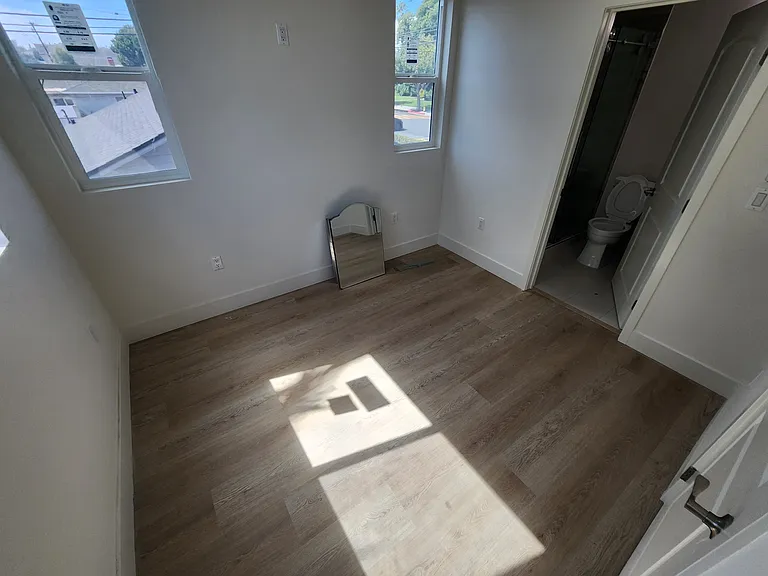 25344 Walnut St — Photo 13