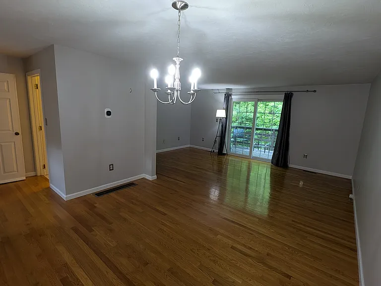 19 Country Village Way — Photo 2