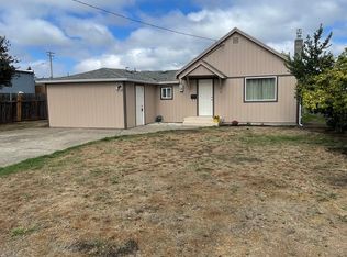 41 E Pine St, Lebanon, OR 97355