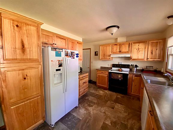 5th image of 1903 Peninah St