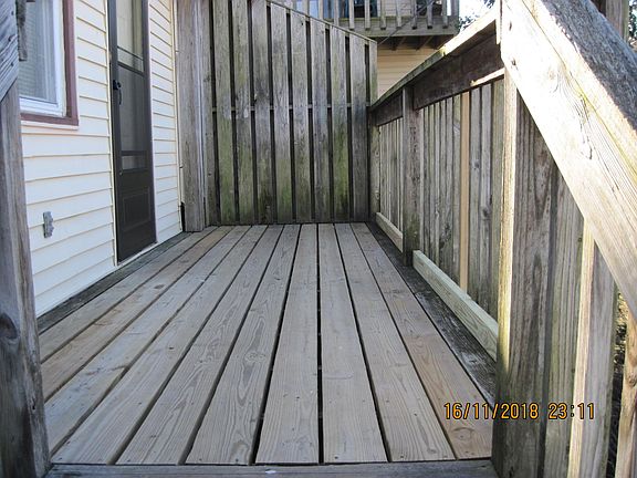 3rd image of 1543 Lea View Ave APT C