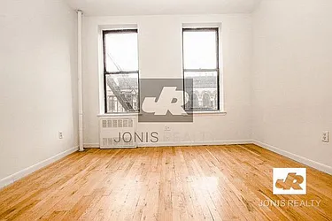 Rented by Jonis Realty