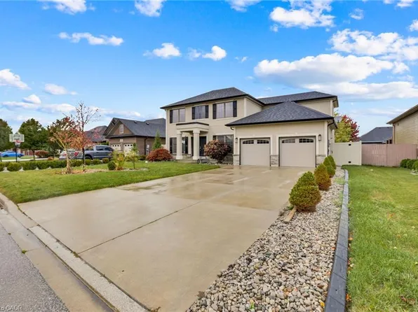 212 Jasmine Dr, Lakeshore, ON N8L 0T1