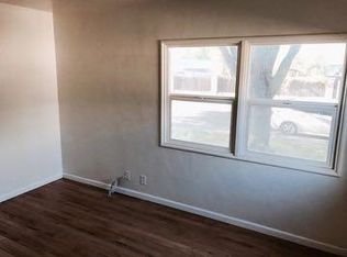 718 Granada Dr, Woodland, CA 95695