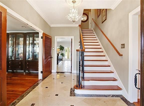 3rd image of 4918 Bancroft Dr