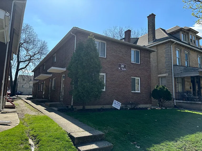 W 10th Ave 39-41 BSS — Photo 1