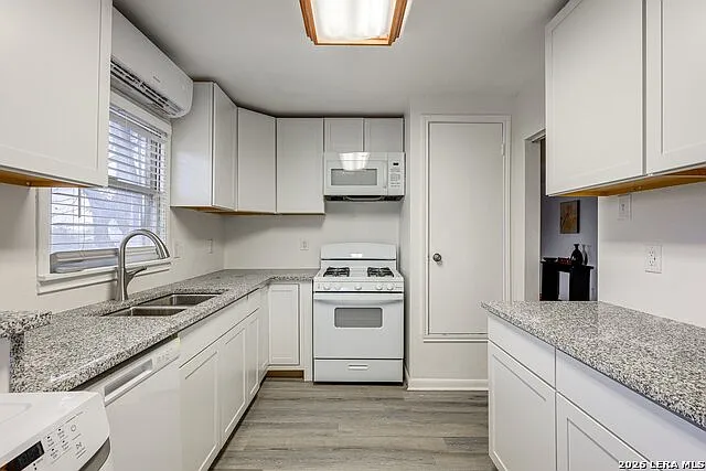 332 Natalen Ave — Photo 10