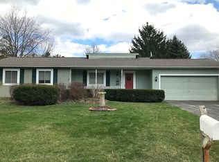 3220 Jennella Dr, Commerce Township, MI