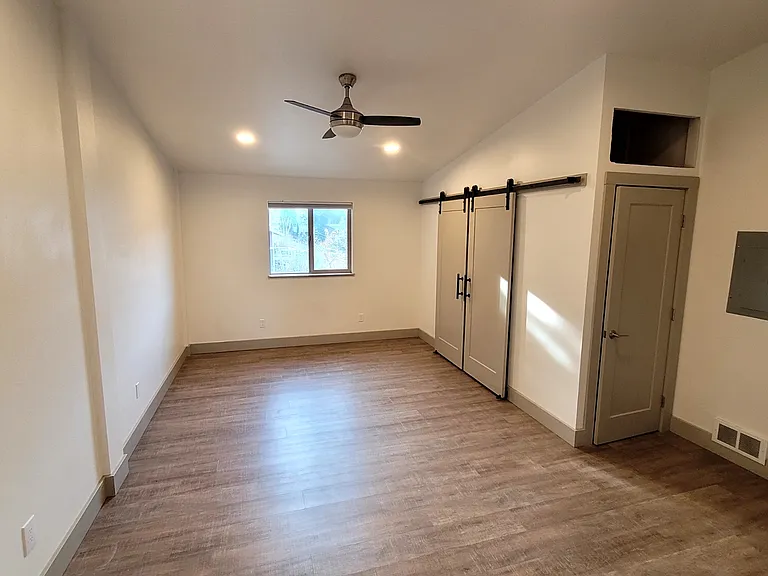 17425 Mallard Cove Ln — Photo 7