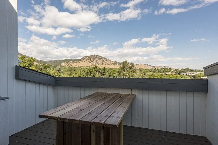 View House — Photo 3