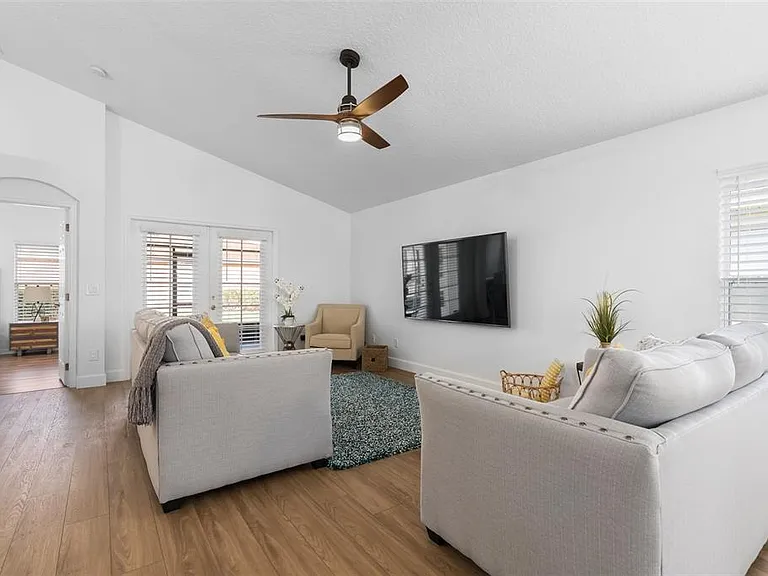 14018 Budworth Cir — Photo 29