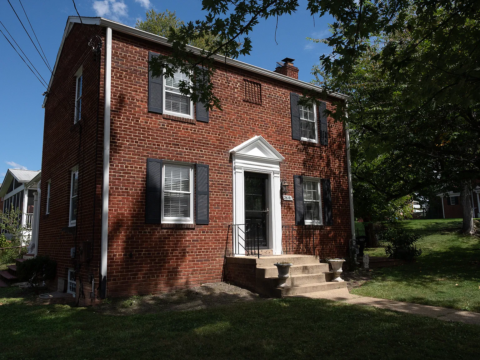 4 bed, 1680 sqft, $3,600 — Photo 2