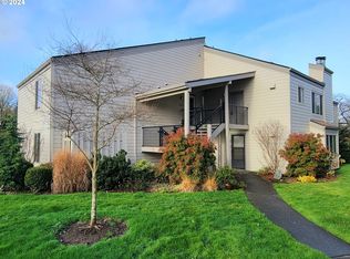 9904 SW Trapper Ter, Beaverton, OR 97008