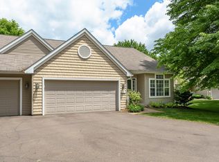 1137 Tanager Ln, Kalamazoo, MI 49009