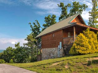 2551 Raccoon Hollow Way, Sevierville, TN 37862