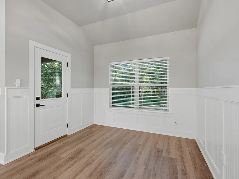 8 Leyland Dr — Photo 20